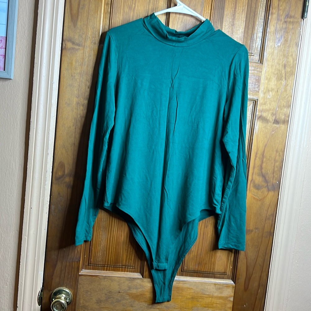 Forest green turtle neck bodysuit